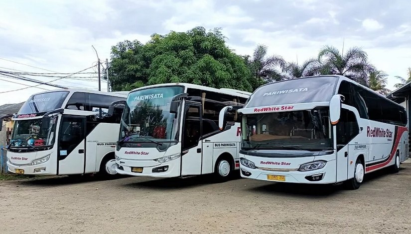 Harga sewa bus di kota Jakarta Selatan versi kami